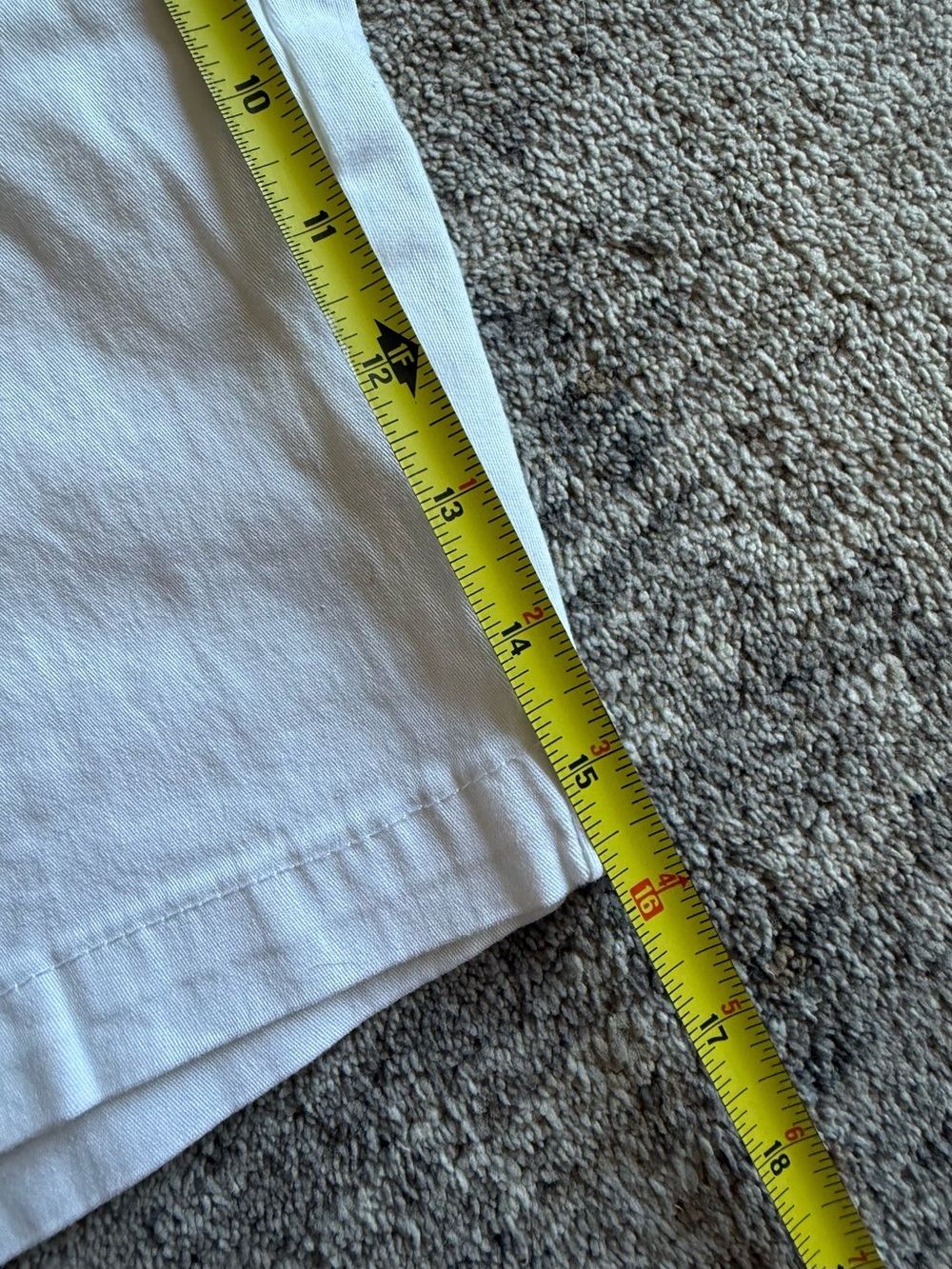 Hybrid & company White Women's Bermuda Shorts - Picture 6 of 8